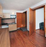 Apartmánový dom Resort vila Beatrice - Depandance Magnolia Tatranská Lomnica 3609 - štúdio Typ A  (28 m&amp;sup2;): 1 x dvojlôžková izba (1 x  manželská posteľ),  + 1 x prístelka (1 x rozkladací gauč), spoločenská miestnosť  prepojená s kuchynským kútom (TV+SAT, rádio, posedenie), kuchynský kút (chladnička, rýchlovarná kanvica, dvojplatnička), kúpelňa (sprchovací kút, WC v kúpeľni, umývadlo)