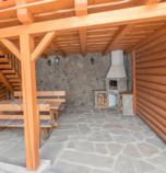 Privát Habovka 3764 - štúdio ŠTÚDIO 2: 1 x štvorlôžková izba (4 x  lôžko), vlastná kúpeľňa v izbe (sprchovací kút, umývadlo, WC v kúpeľni, sušič vlasov), bez balkóna, bez terasy, TV, wifi (bezdrôtové) pripojenie, internet zdarma, kuchynka, chladnička, rýchlovarná konvica, mikrovlnka, varič, sušič vlasov, umývadlo, uteráky, parkovacie miesto,  + 1 x prístelka (1 x prístelka, spoločenská miestnosť  ), spoločenská miestnosť  (TV, internet zdarma, wifi (bezdrôtové) pripojenie), kuchynka (chladnička s výparníkom, rýchlovarná kanvica, dvojplatnička, varič, mikrovlnka), kúpelňa (sprcha, WC v kúpeľni, umývadlo), samostatný vchod, podkrovie